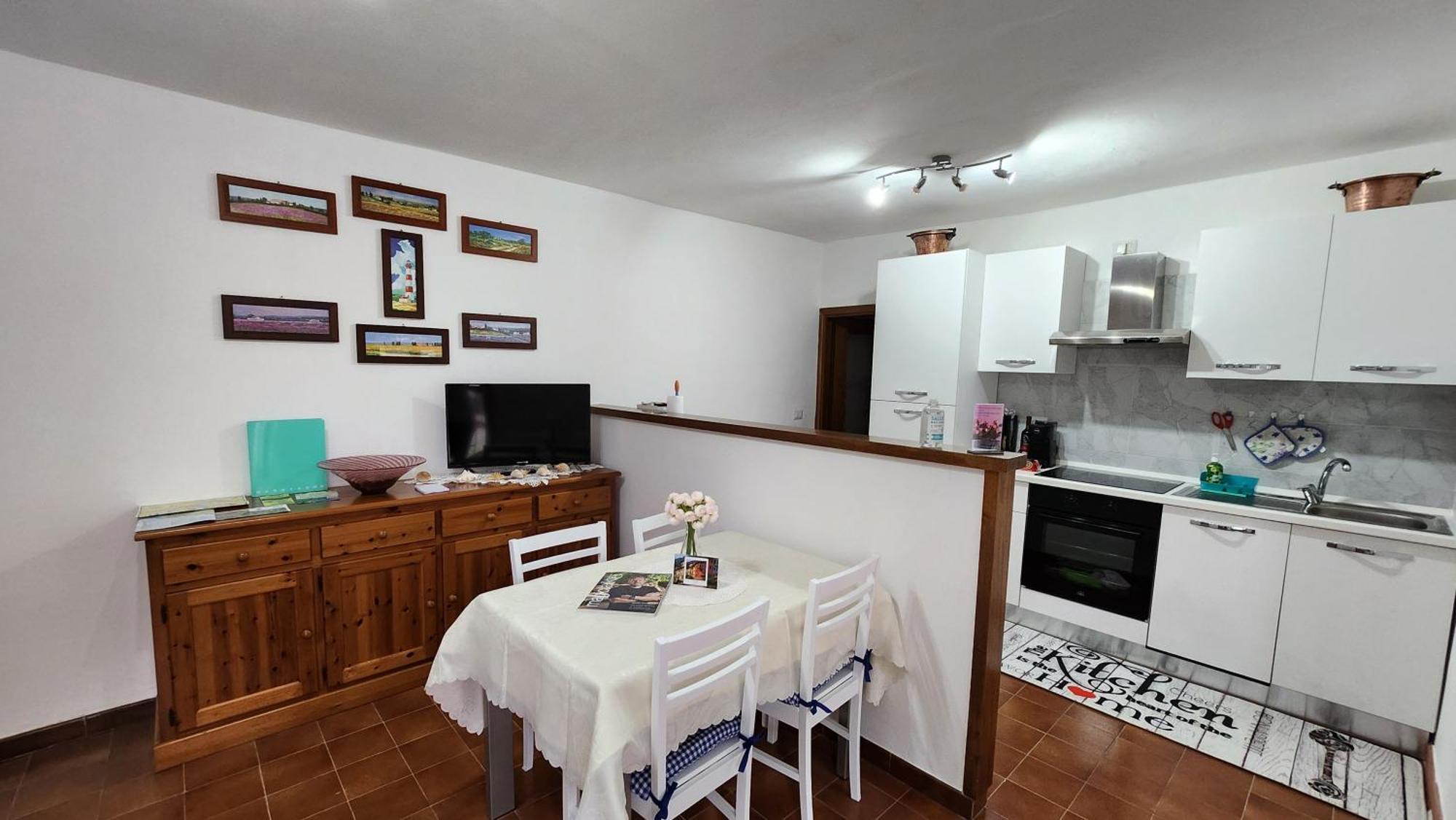 Laura'S Cottage With Lake View, Detached, 5 Kilometers From Varenna Lierna Buitenkant foto