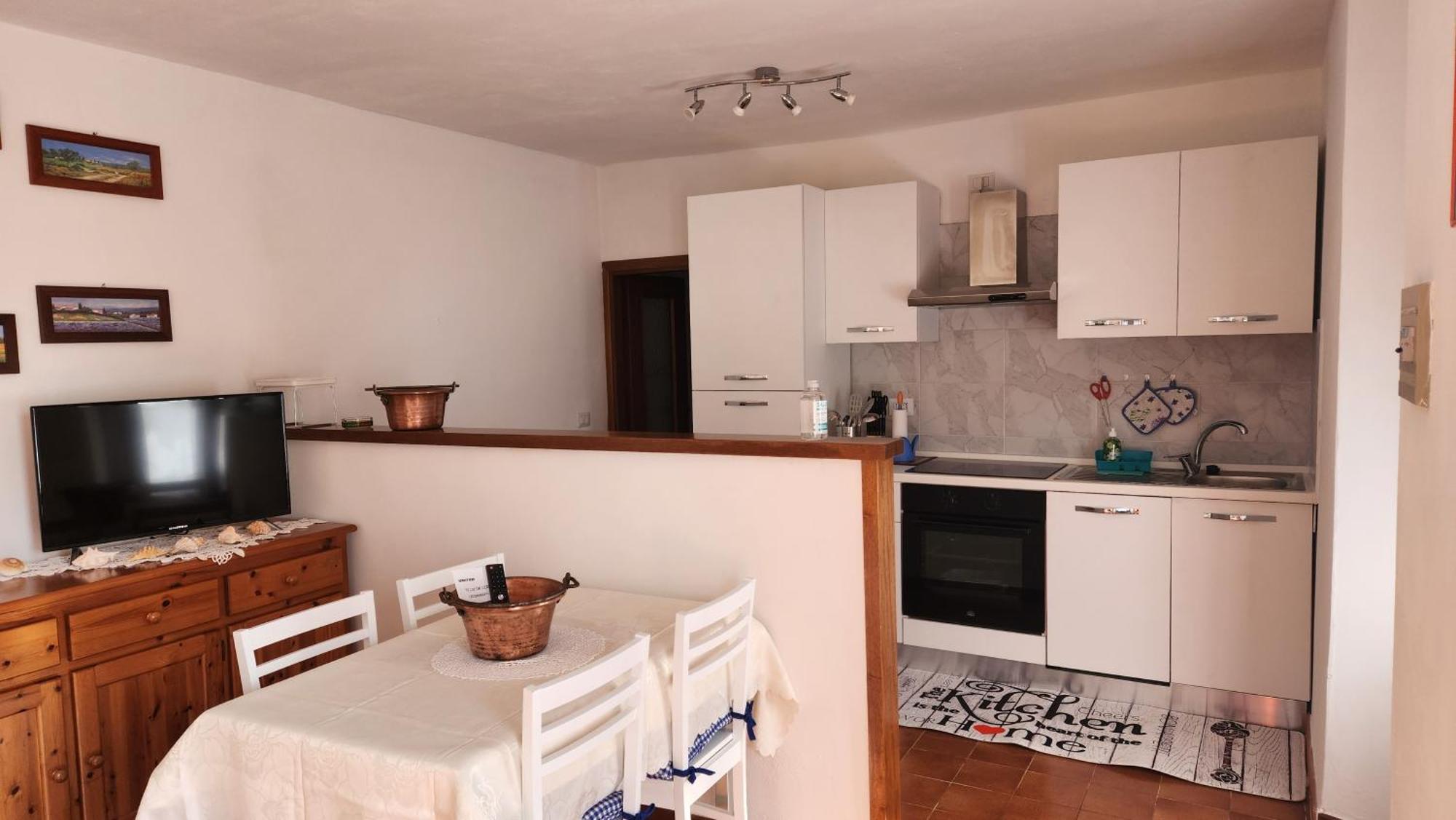 Laura'S Cottage With Lake View, Detached, 5 Kilometers From Varenna Lierna Buitenkant foto