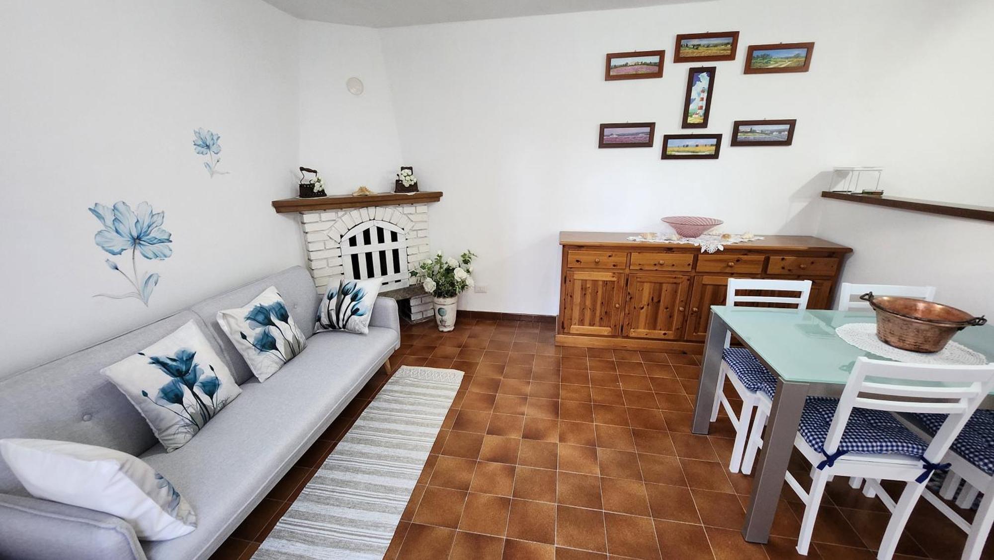 Laura'S Cottage With Lake View, Detached, 5 Kilometers From Varenna Lierna Buitenkant foto